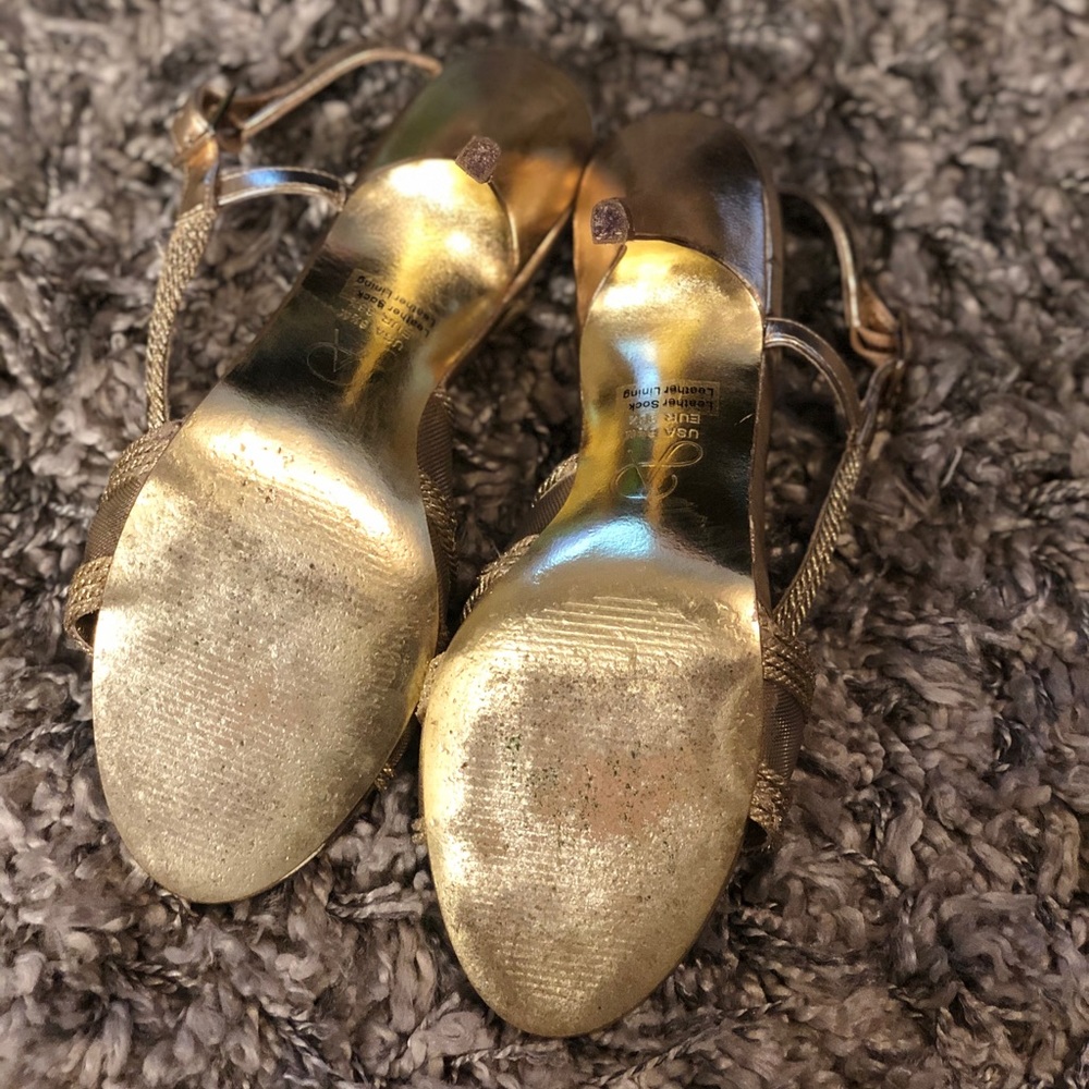 Pretty Adrianna Papell Braided Gold Strappy Heel - Picture 6 of 6